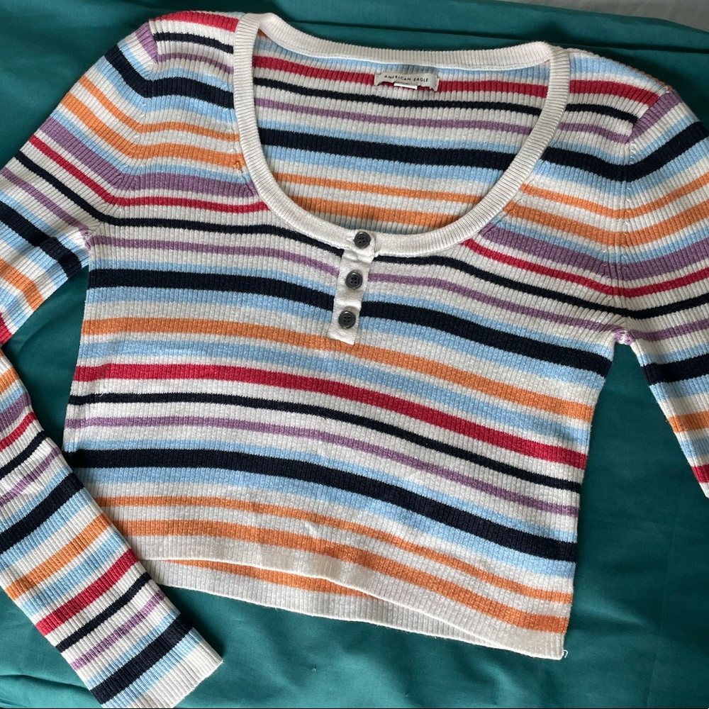 American Eagle Colorful light sweater